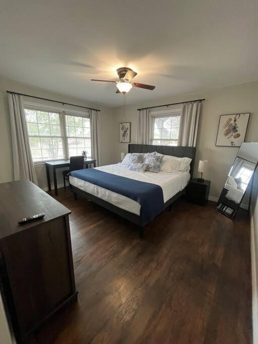 Spacious Escape With Game Near Sill Sleeps 6 Lawton