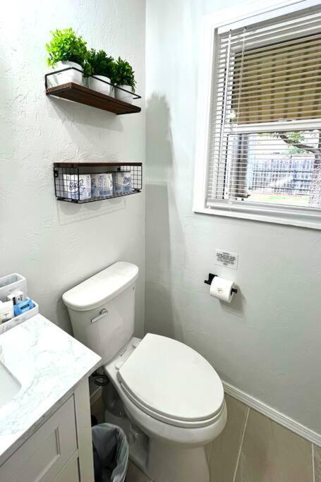 Spacious Escape With Game Near Sill Sleeps 6 * Lawton